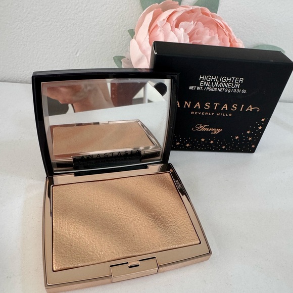 Anastasia Beverly Hills Highlighter - AMREZY - Picture 3 of 11
